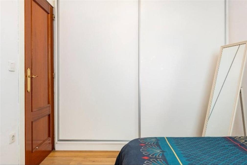 Acogedora Habitacion En Apartamento Compartido Amplio Y Centrico Granada Ngoại thất bức ảnh